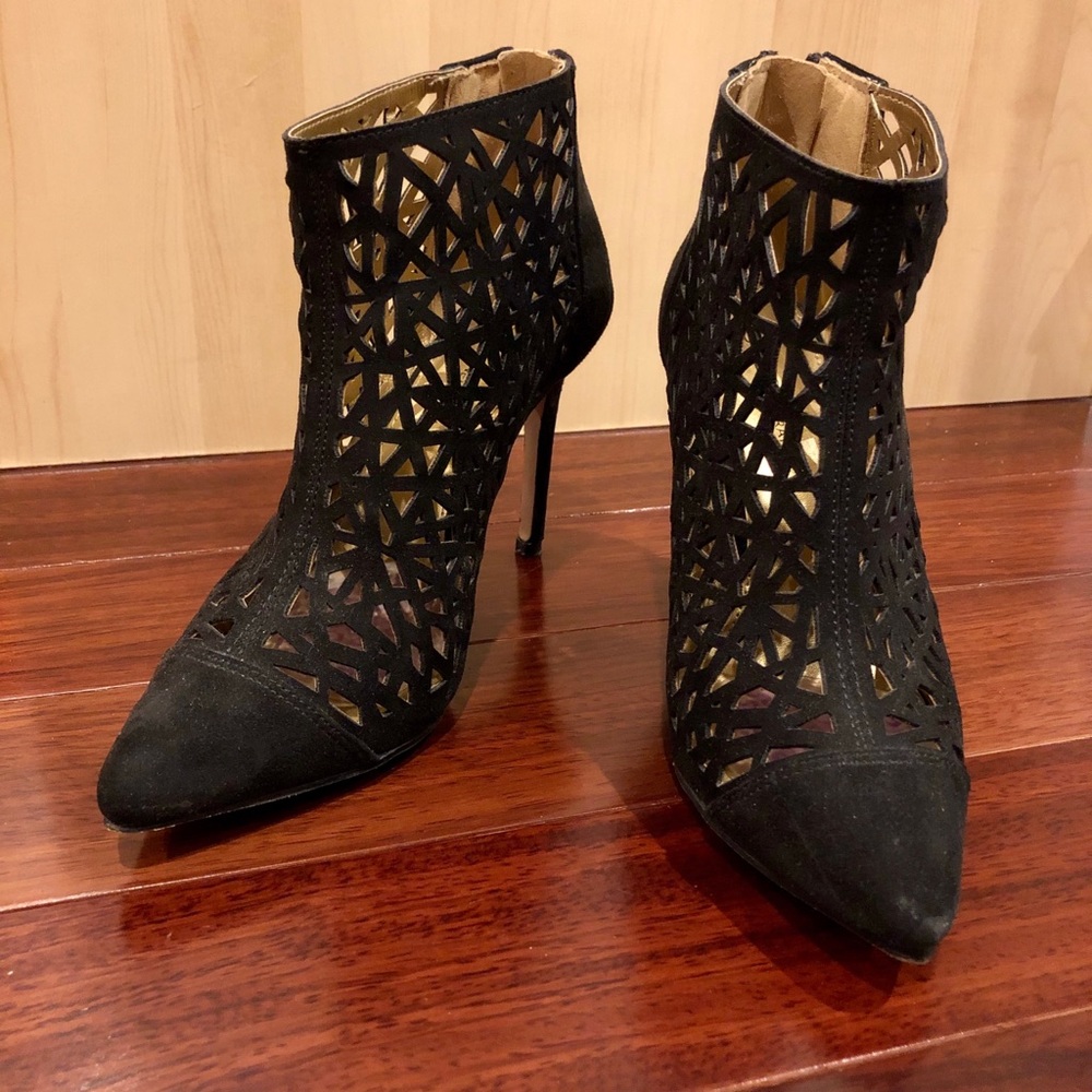 BCBGeneration Booties - Picture 5 of 7